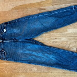 Zara Women's Relaxed Blue Jeans